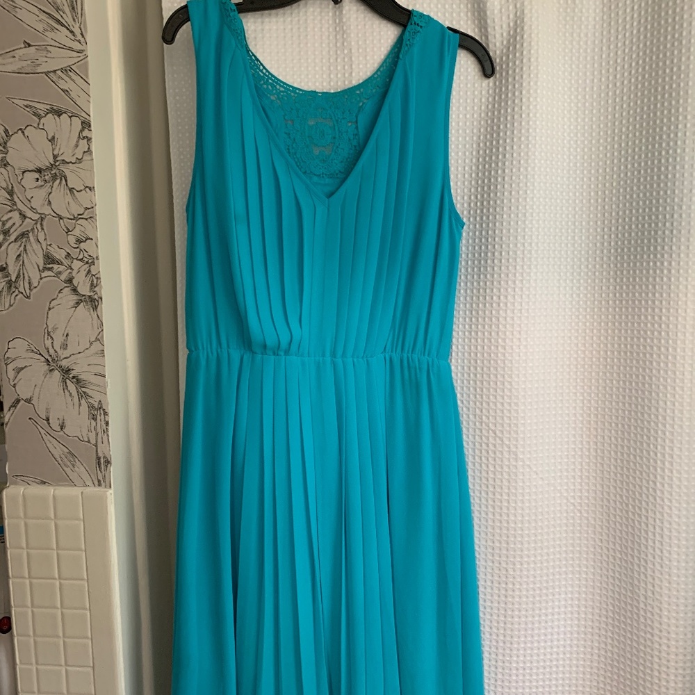 Turquoise lace front dress